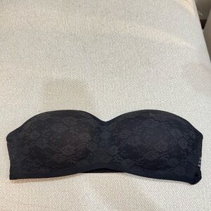 VICTORIA SECRET Elegant Black Lace Bandeau